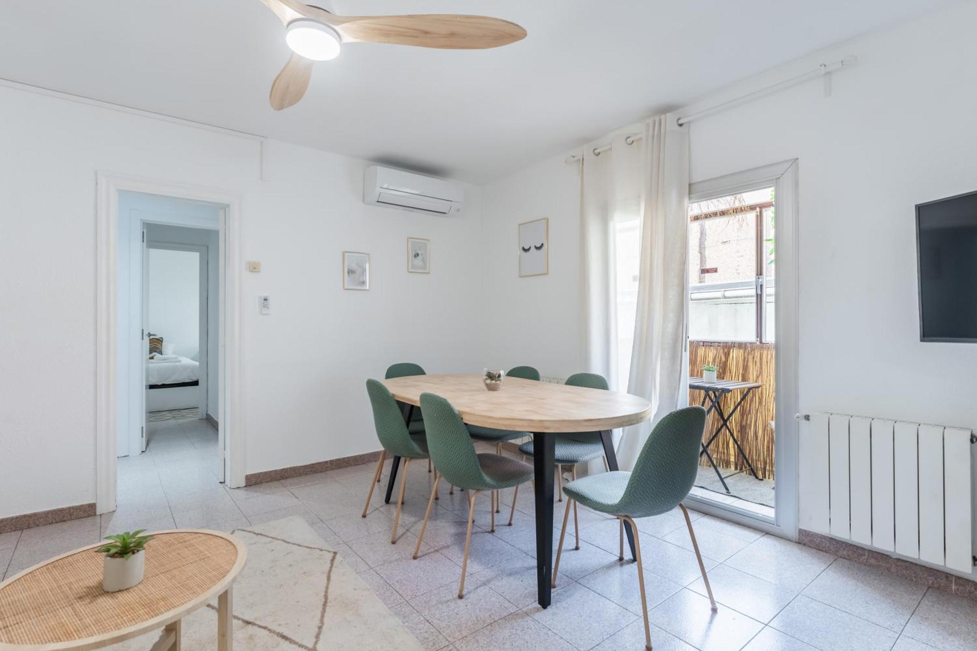 Feel Welcome Barcelona 10 Cornellà de Llobregat Eksteriør billede