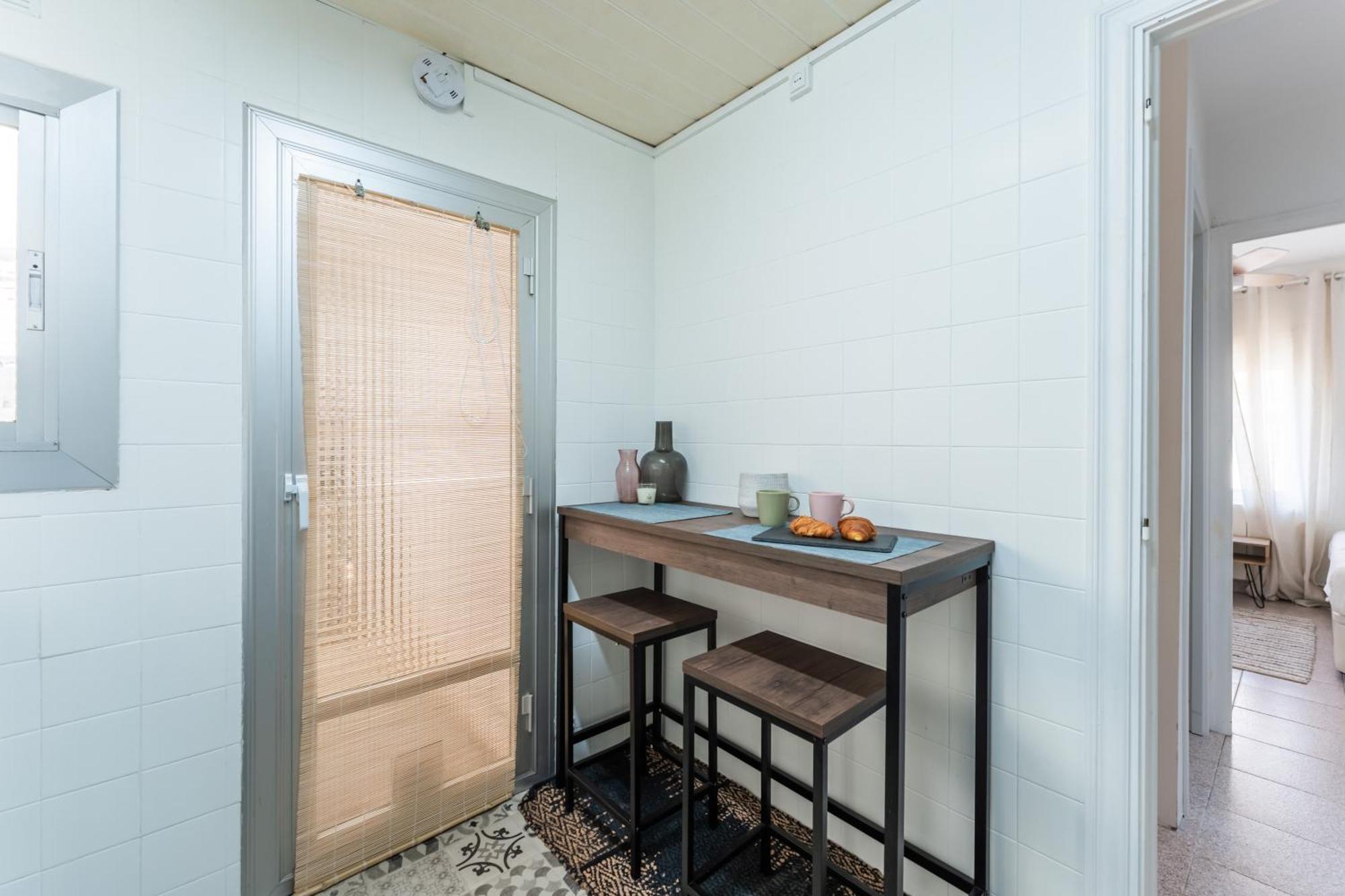 Feel Welcome Barcelona 10 Cornellà de Llobregat Eksteriør billede