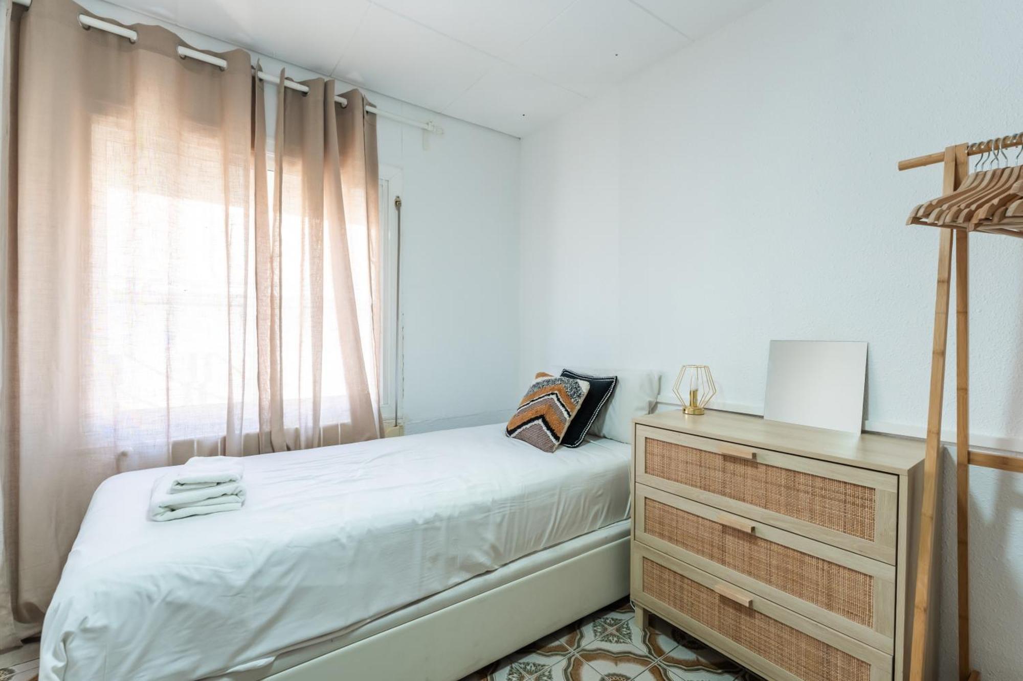 Feel Welcome Barcelona 10 Cornellà de Llobregat Eksteriør billede